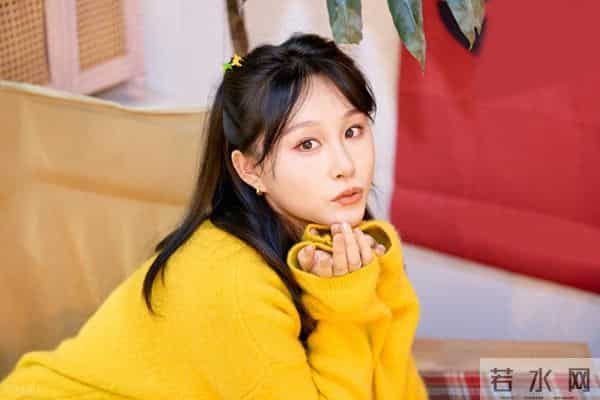 （完）婚礼当天我逃了，他们让假千金穿上我的婚纱，完成了婚礼下