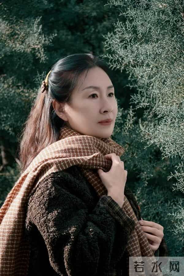 两性关系：不管你信不信，女人过 50 岁，都有如下 7 个症状，要接受