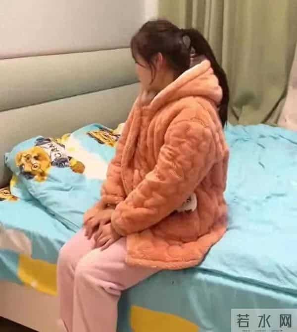 远嫁女子吵架一天没吃饭,丈夫主动服软递台阶,丈夫:她无处可去