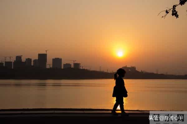 选择亲家，一定要留意对方家庭这4个细节，这才是真为儿女着想