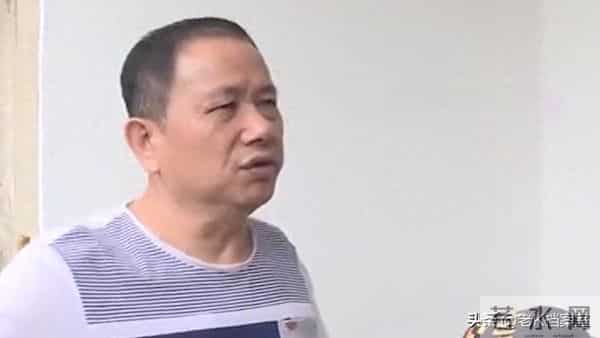 老男人出轨娶小20岁娇妻，前妻徒弟变现妻，养不起抢长子房产