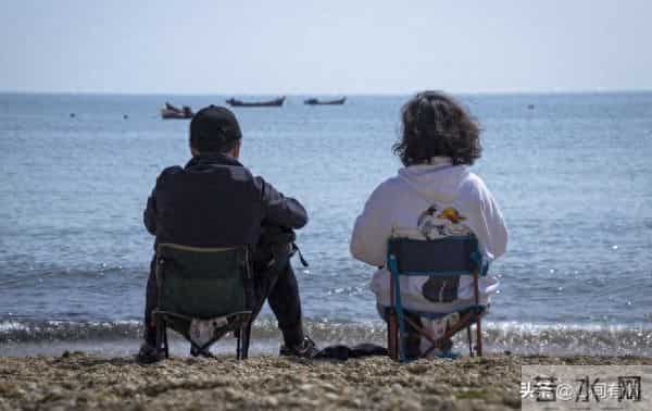 我和3位女性同居后，发现女性45岁后找伴侣，无非是这3个原因