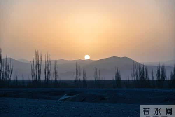 最近很火的朋友圈文案