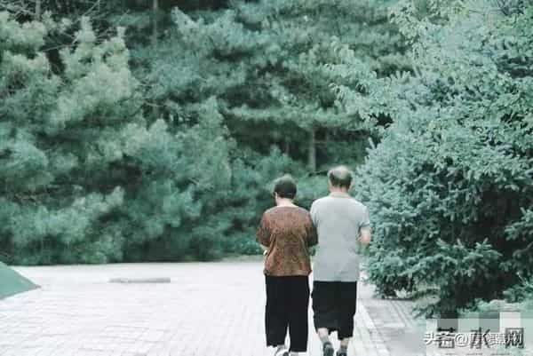 七十岁后最好的活法：记住这10句，晚年越过越舒坦