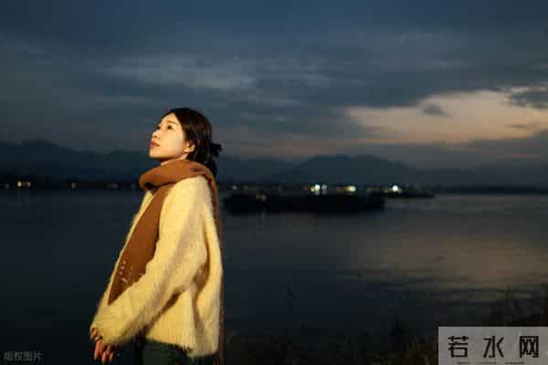 金牛座：旧关系藏惊喜，12 月第三周财运升温，感情甜度超标