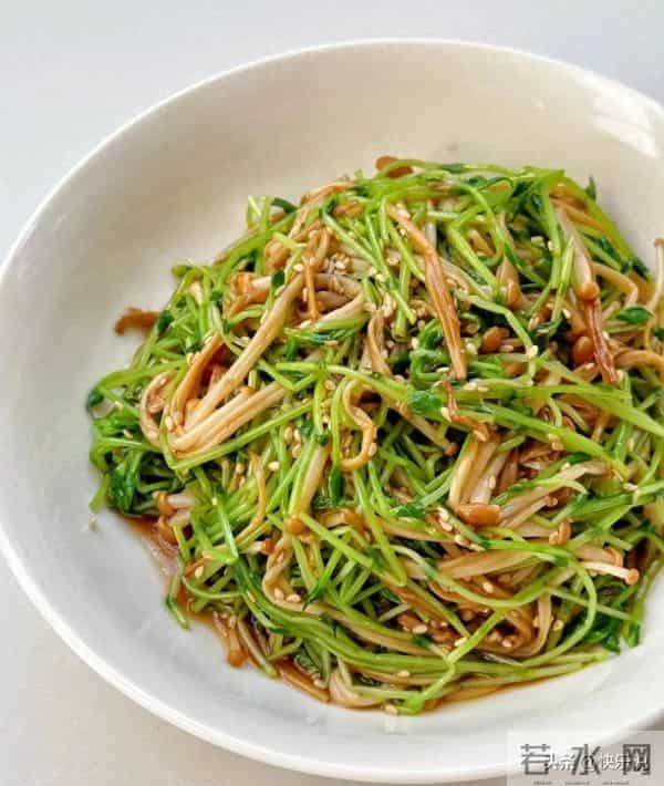 没想到这蔬菜是清肠高手！每周2次，肚子扁了体重降