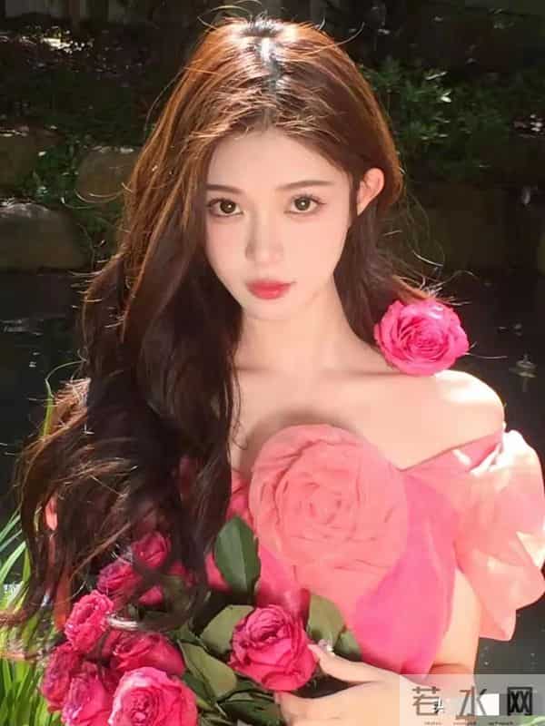 河南南阳一校花太漂亮了，仙姿玉色，貌美如花，绝世佳人不过如此