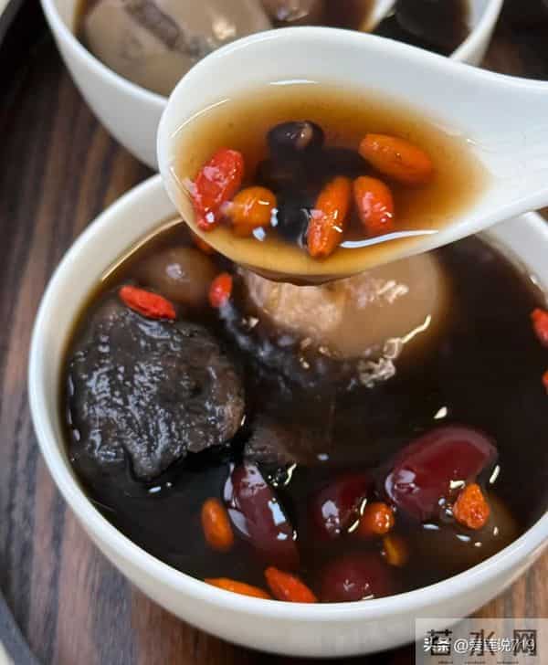 天然“助眠素”被发现，常煮着吃，皮肤细腻睡得香