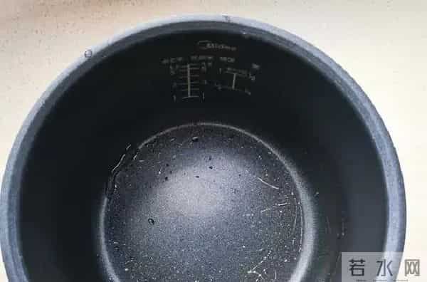 家里有这4样东西，赶紧扔！第3样每家都在用，后悔没有早知道！