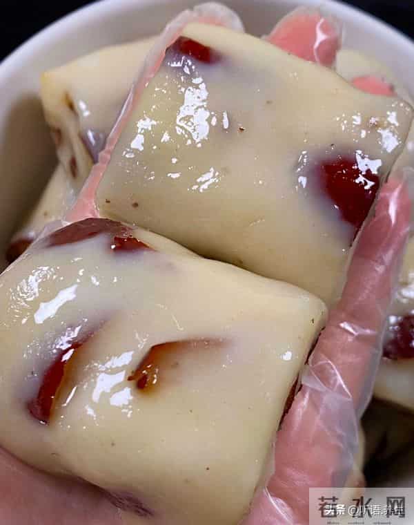 “冬天补阳，手脚不凉”！建议中老年：常吃5样，御寒补阳暖过冬