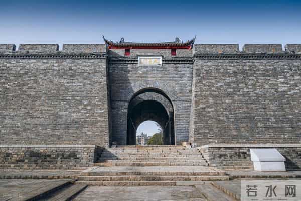 华夏古籍:《楚居》清华简