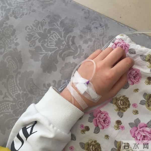 50岁女子感染甲流，天天吃蒸鸡蛋，复查时医生称赞：3点做得好