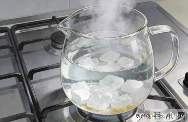 白矾别只当调料！3个实用小妙招，解决日常大麻烦