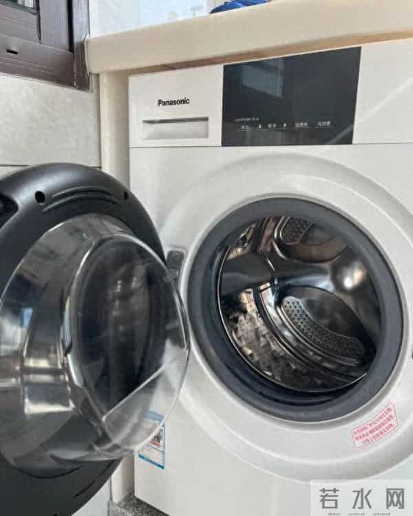为什么年轻人都不用滚筒洗衣机了？听内行人说完，恍然大悟！