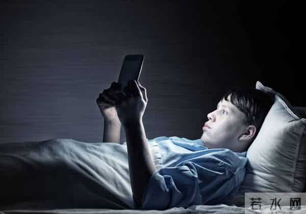 甲流去世的人不断增多！医生提醒：少吃橙子，多喝8汤，润肺降火