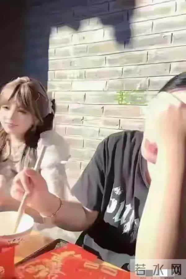 江西一妈妈晒自己3个千金,几秒钟网友心动了3次:怎么都那么漂亮