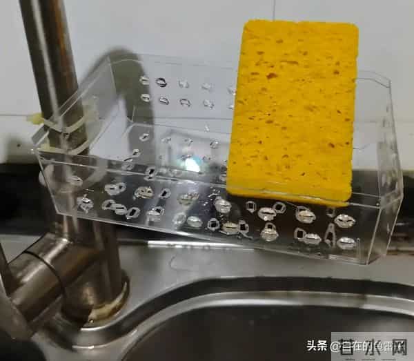 被我妈的10个厨房智慧惊呆了！分文不花，解决超多生活痛点