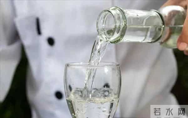 一点白醋就能解决的事，你却还在花冤枉钱，看完涨知识了