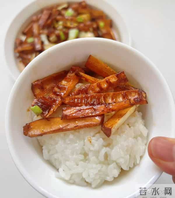 没想到这蔬菜是清肠高手！每周2次，肚子扁了体重降