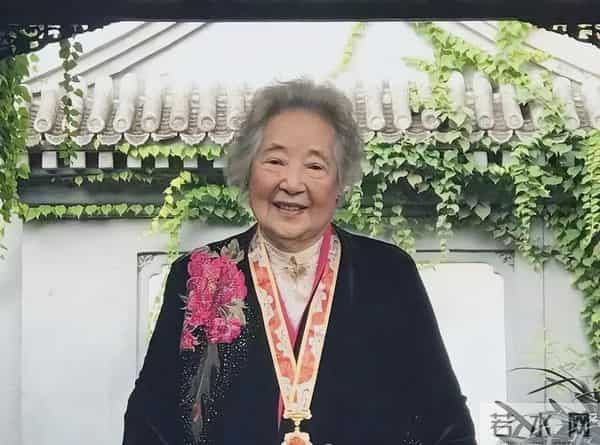 永不凋谢的栀子花：写在马海德夫人苏菲逝世两周年之际