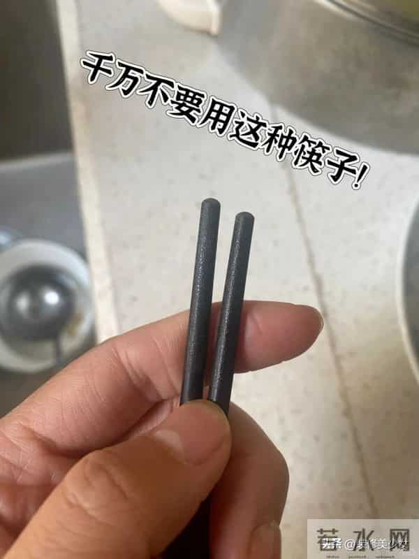 断舍离清单：扔掉厨房“这10样”东西，别坑了家人！