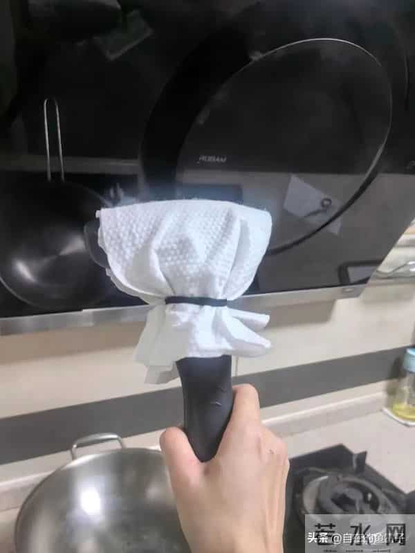 被我妈的10个厨房智慧惊呆了！分文不花，解决超多生活痛点