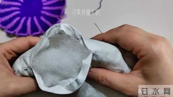 绮络抱枕：绮络花片别闲置，拼个抱枕给小章，有教程，新手也能做