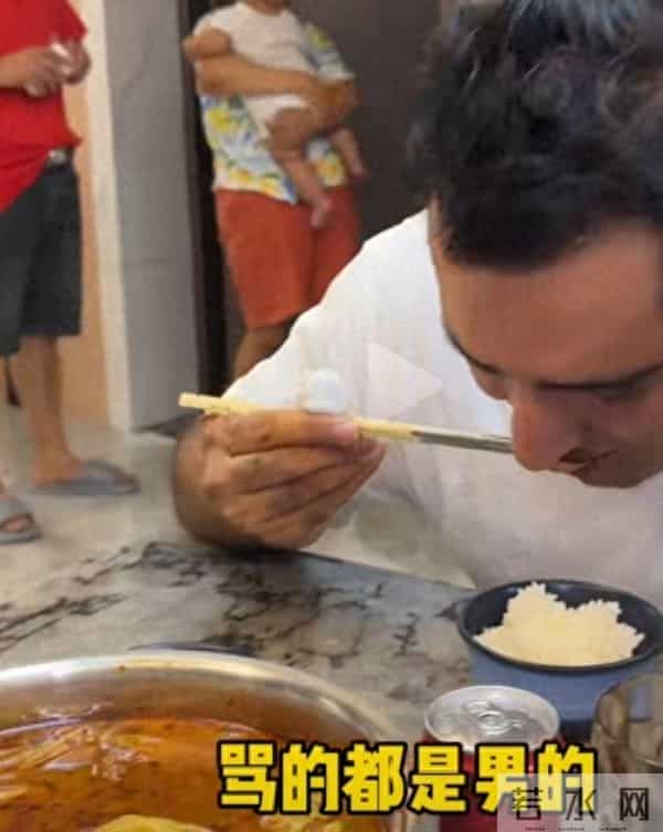 女生嫁给印度人却说：虽然中国男生骂博主，但是中国女生认可博主