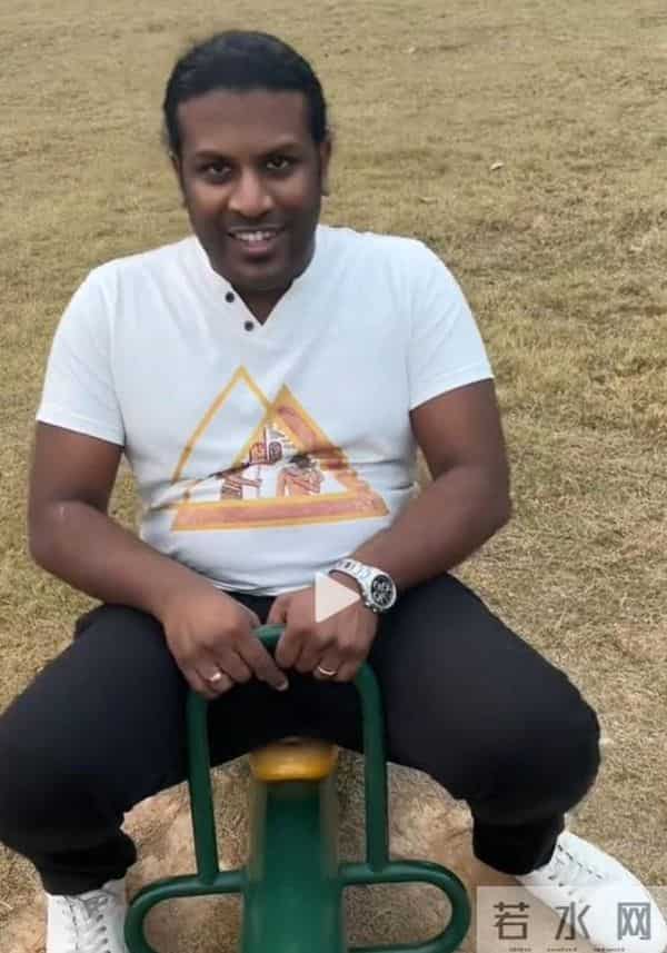 深圳女孩在法国做代购年入百万，嫁给法国帅哥，就是皮肤有点黑！