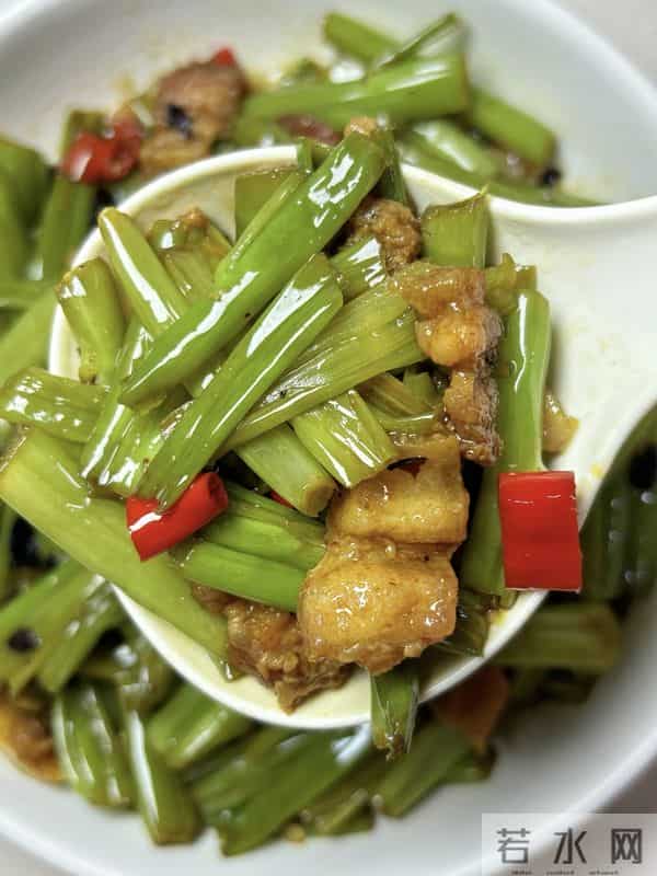 医生提醒- 12月多吃4种家常菜，中老年手脚利索，爬楼不喘少生病