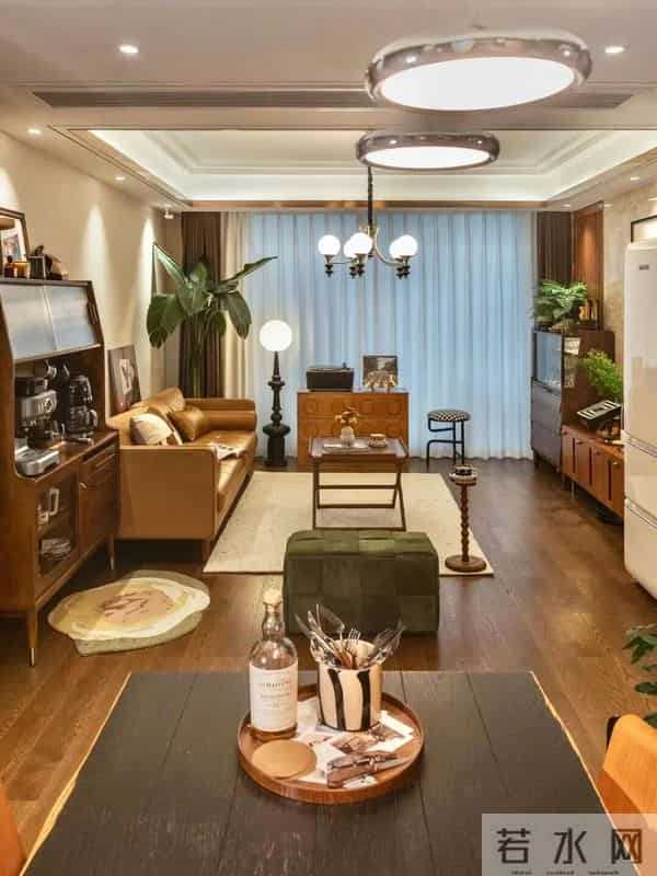 一位姑娘的自住生活：79㎡东西满满，却打扫得一尘不染，自成规矩