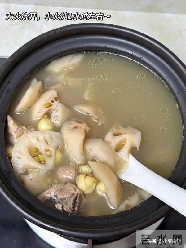 阴虚火旺，口干失眠！多吃这4样，润全身、降虚火、睡得香