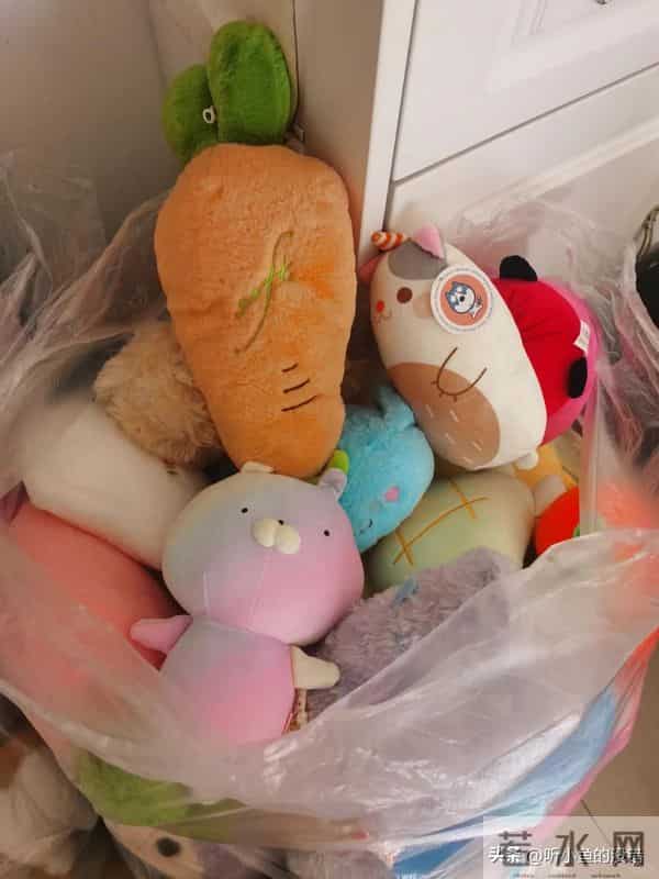 警惕!家中潜伏的12个“甲醛大户”,有立刻扔,个个都是放毒高手