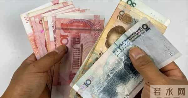 家里没现金的注意了,大家最好准备几万元现金放在家,有4个原因