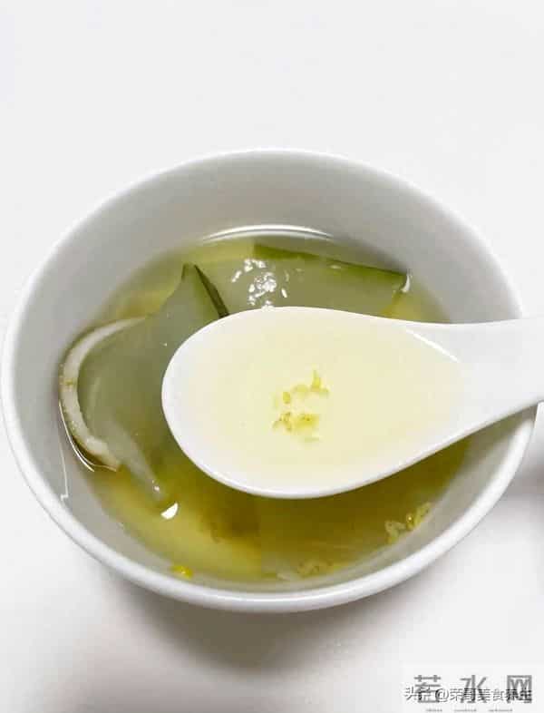 陈皮配一宝，专“刮”肺中痰！早晚喝一杯，喉咙清爽，呼吸顺畅。