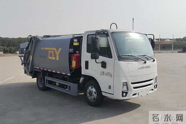 江铃顺达垃圾压缩车：载重500Kg，2.5T柴油动力