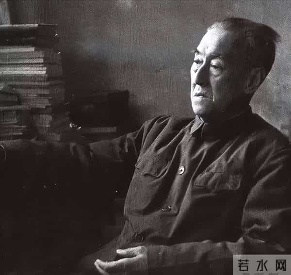 他是清华北大所有女生心中的男神，但他为了一个承诺，终身未娶