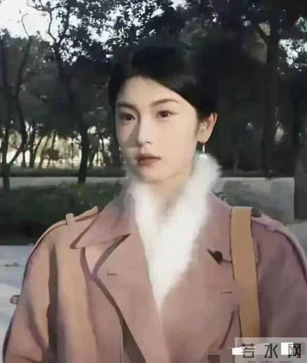 河南郑州一校花 169cm身高 身材拥有黄金比例 散发迷人身材魅力