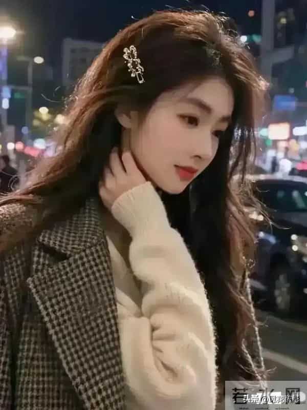 河北邯郸一校花好漂亮， 身高167cm，体重46kg 美的让人移不开眼