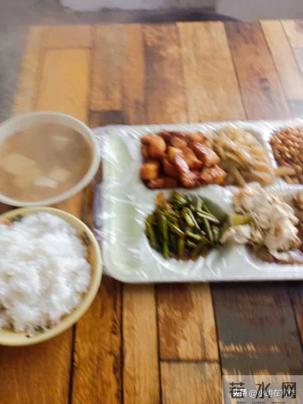 在寒冬，在雪中，一个东北工地民工12月13号日记。