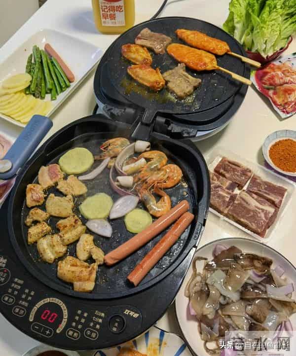 被网友的生活智慧惊呆了！小家电换个思路清洗，干净又轻松