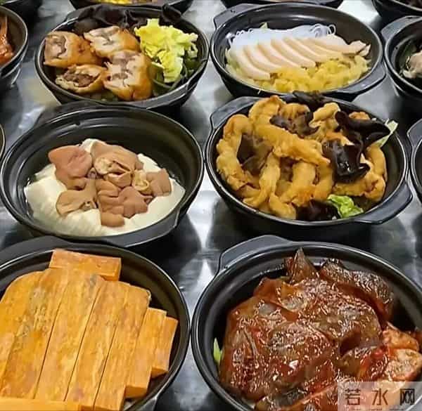 一口砂锅暖到心！商用级配方全公开，在家也能做出街景爆款味