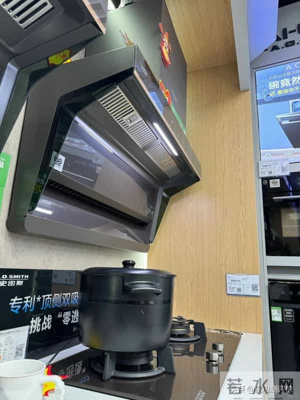 为什么油烟机明明没坏,但就是不吸烟?内行人:别再上赶着当韭菜