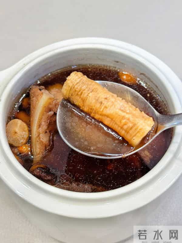 男人不补容易挎，这4种“男人汤”安排起来，补肾壮腰，强筋骨