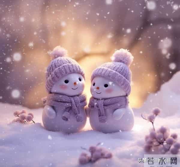 头像 - 浪漫的紫色雪人