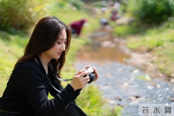 我是一个住家保姆，今年46岁，由于耐不住寂寞，每晚上会去走夜路