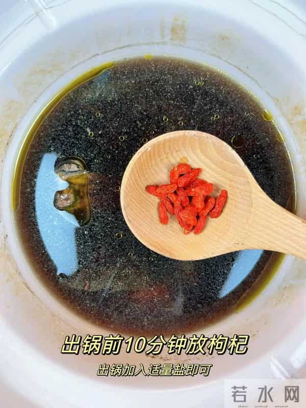 男人不补容易挎，这4种“男人汤”安排起来，补肾壮腰，强筋骨