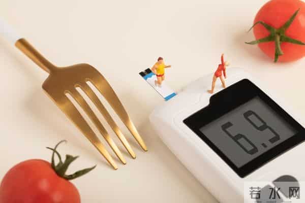 医生劝告：一旦吃上降糖药，这5种食物马上戒掉，再吃有中风风险