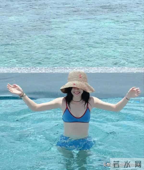 周雨彤｜比基尼泳衣