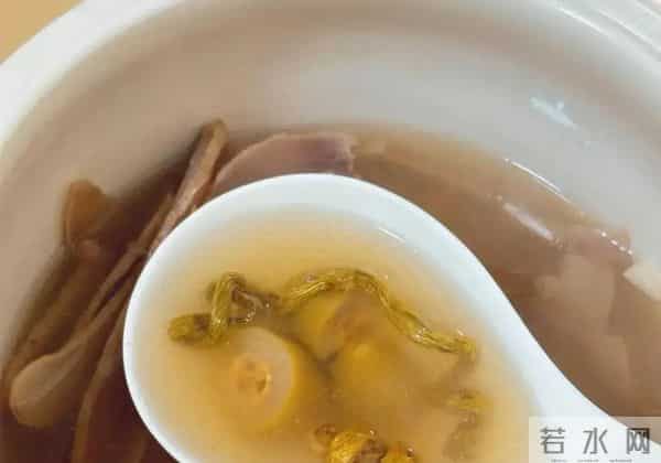 比百合降火，比银耳滋阴！3种做法煮水喝，清热消鼻炎，咳嗽没了